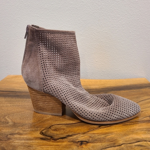 Jeffrey Campbell Janelle Taupe Suede Laser Cut Booties - Picture 7 of 11